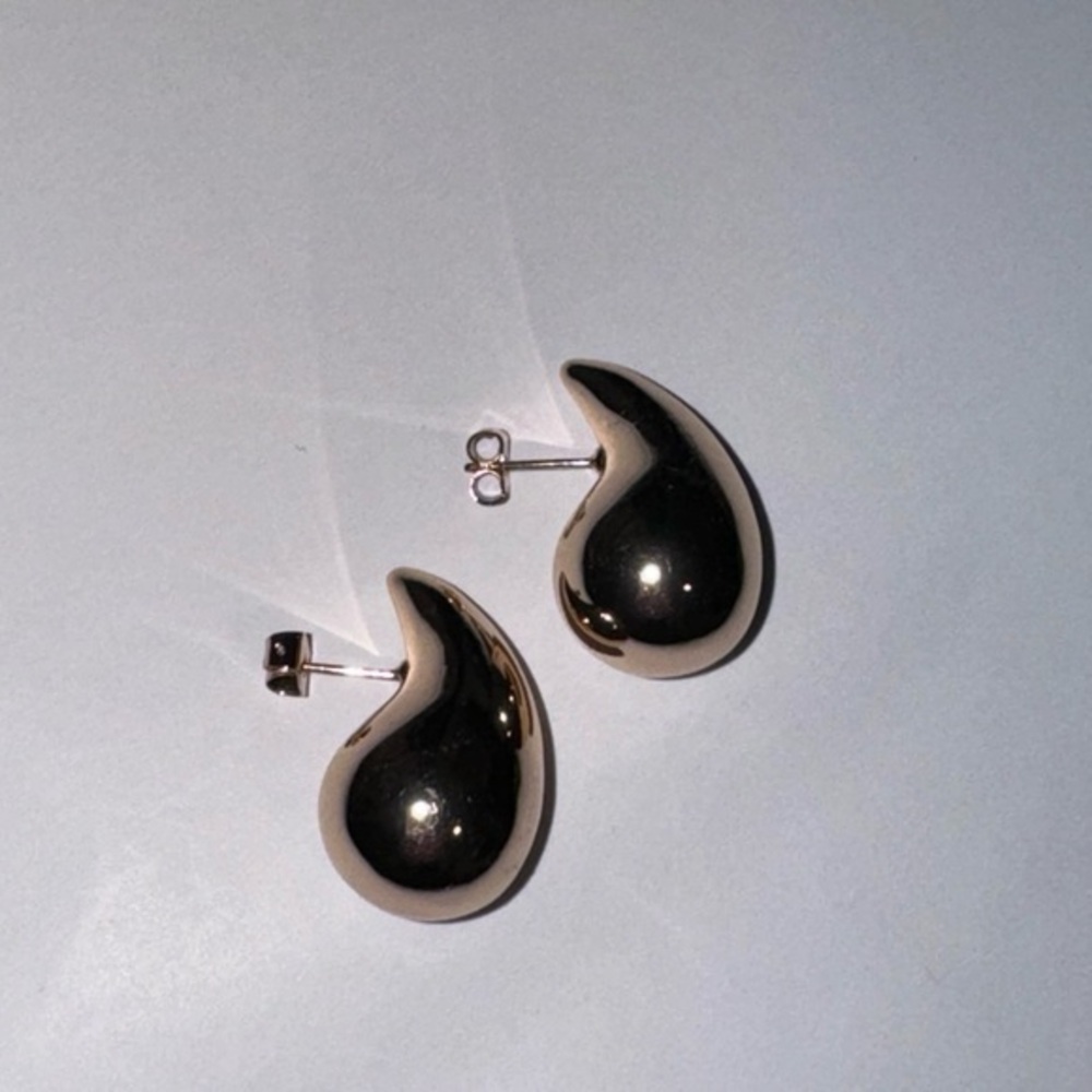 NWOT, Chunky Gold‎ Earrings, Lightweight, Water-drop, Hollow Open Hoops,